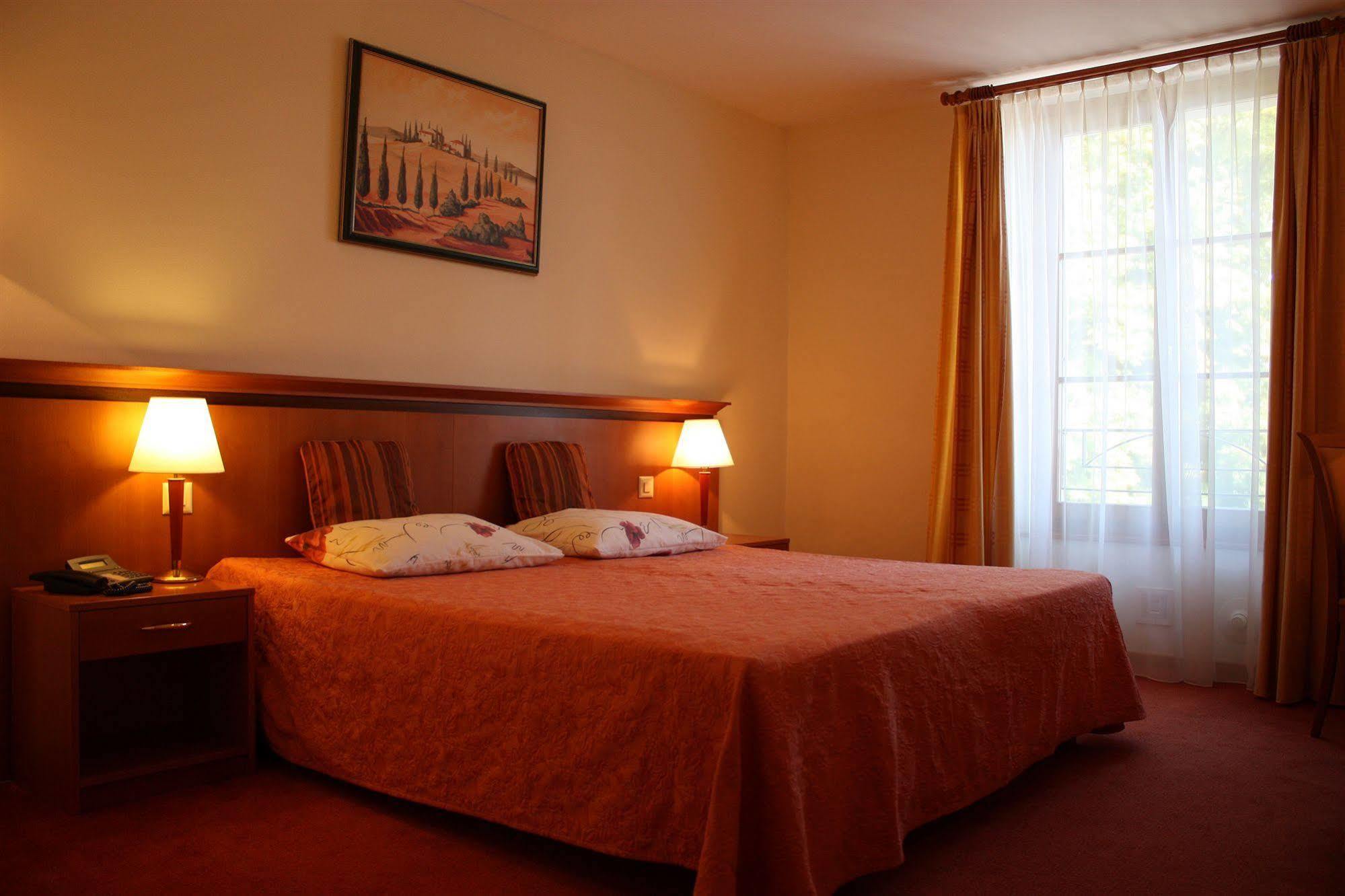 Auberge Communale A L'Union Gilly Εξωτερικό φωτογραφία