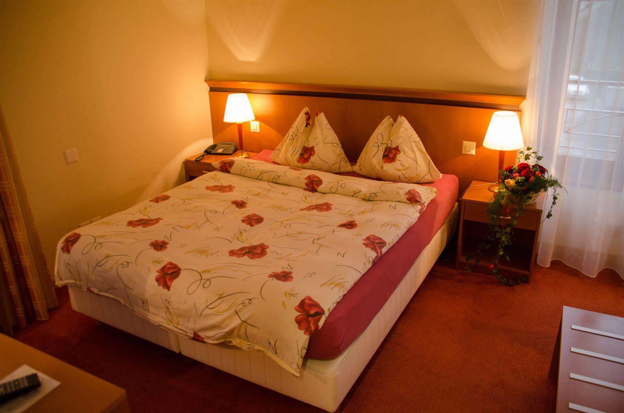 Auberge Communale A L'Union Gilly Εξωτερικό φωτογραφία